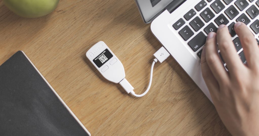 trezor_social01